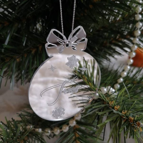 Spoguļstikla bumbas ar gravējumu