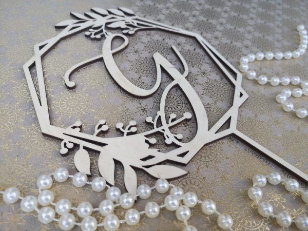 Kūkas dekors ar odziņu