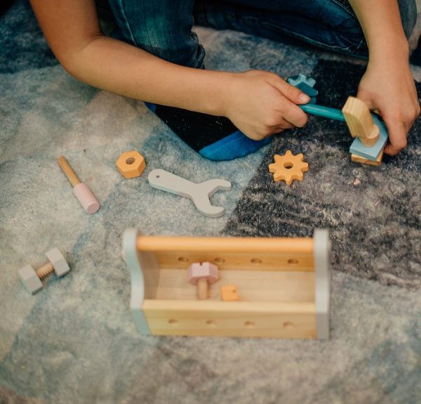 Attīstoša rotaļlieta - koka instrumentu kaste