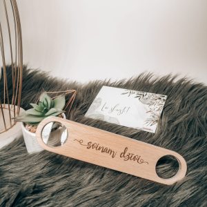 pudelu_attaisamais_ar_gravejumu